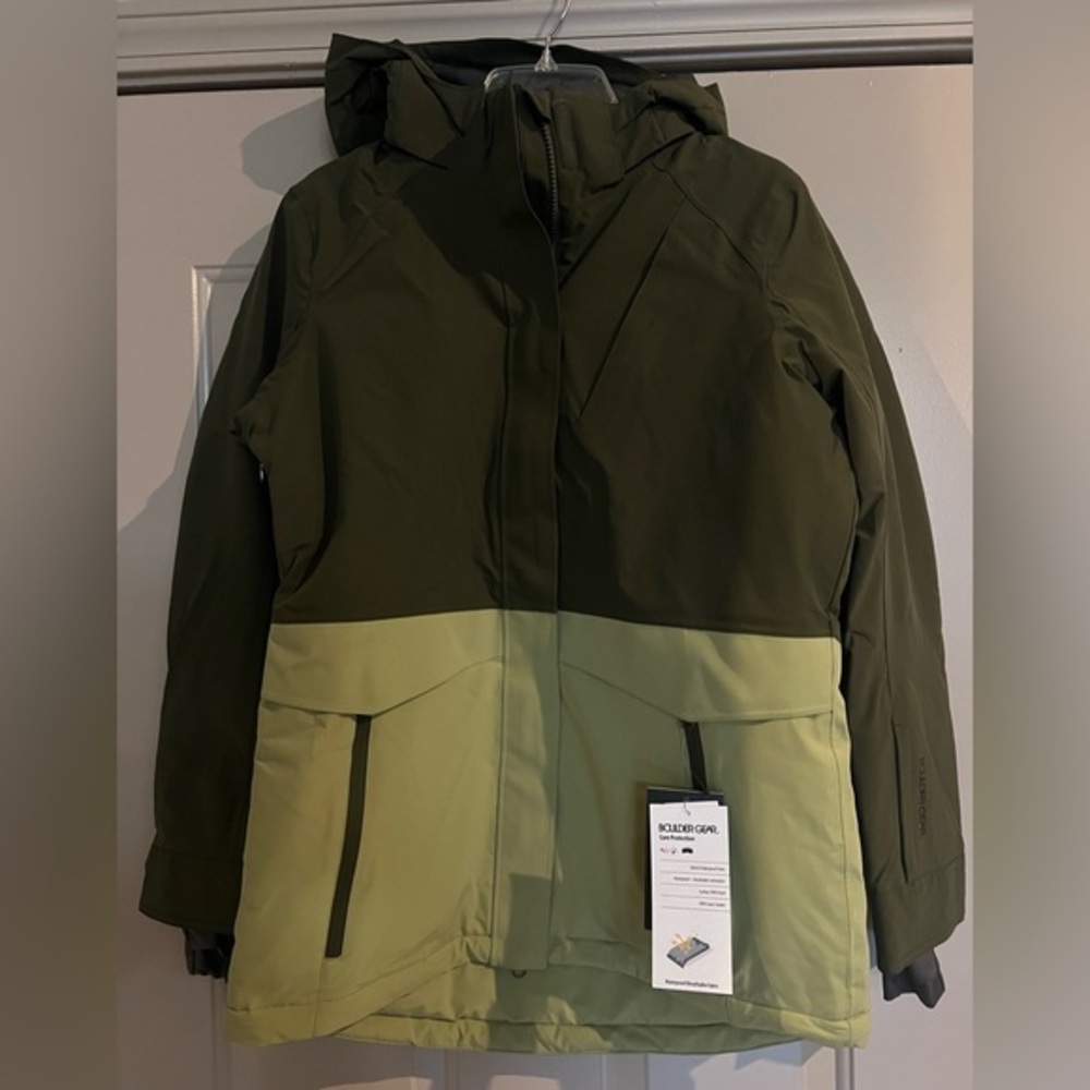 Boulder Gear green hooded soft shell jacket size medium NWT